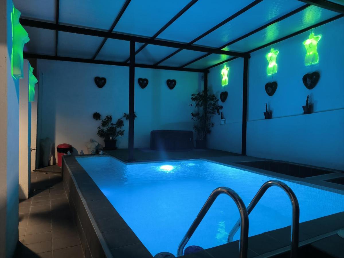 טורמולינוס Pinar Suites Habitaciones מראה חיצוני תמונה